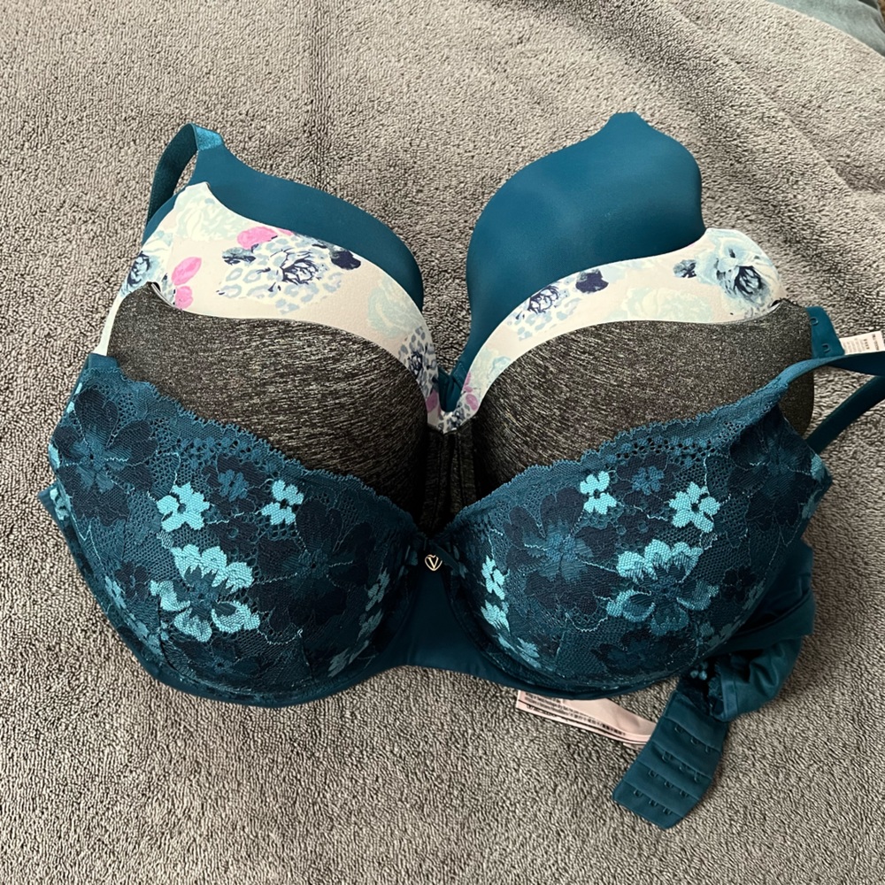 Victoria Secret 36DDD lot of 4